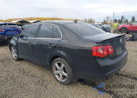 2006 Volkswagen Jetta Tdi from USA, damaged, VIN 3VWDT71K06M029275